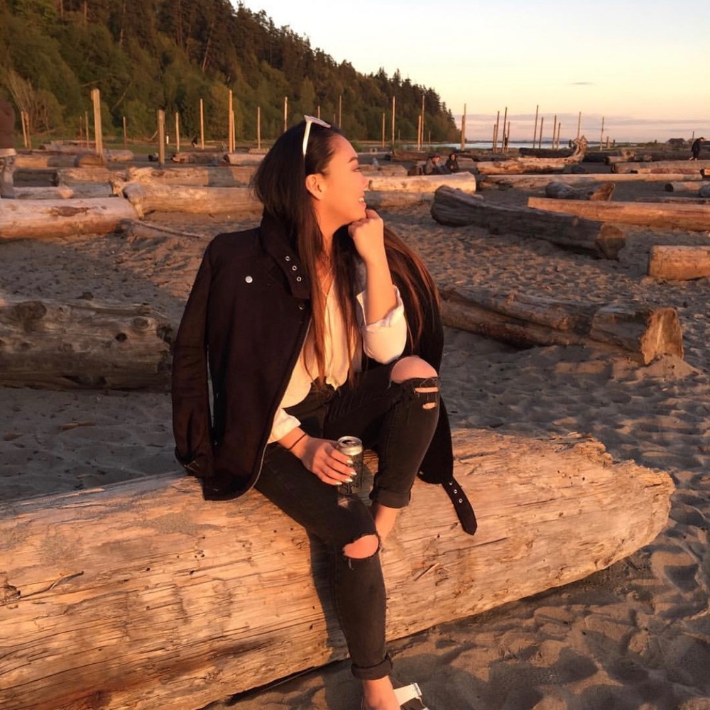 Meet your Posher, Angela